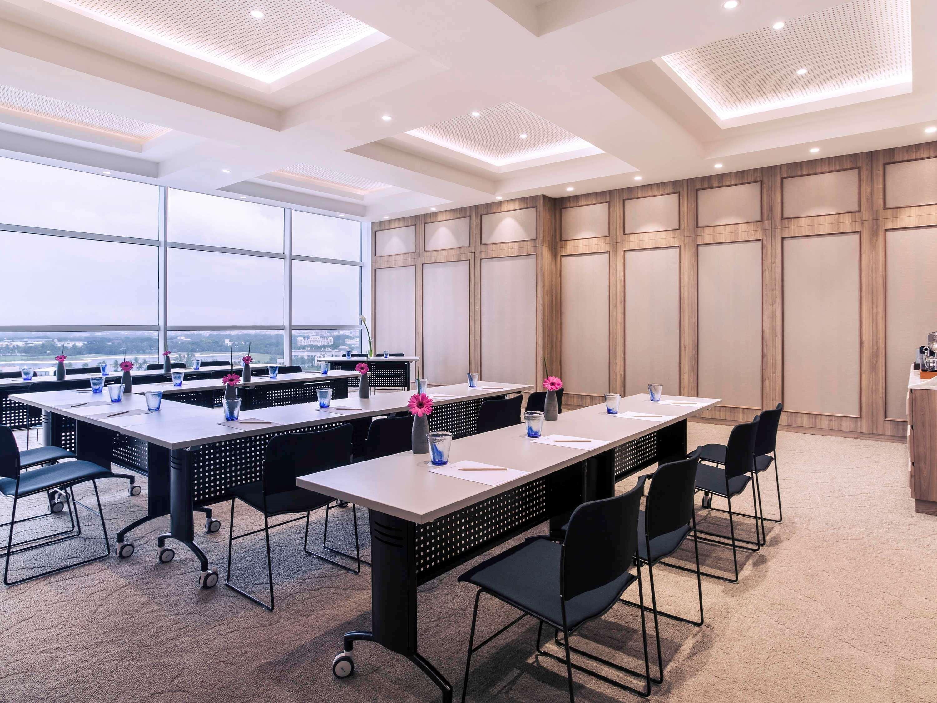 Mercure Jakarta Pantai Indah Kapuk Екстер'єр фото